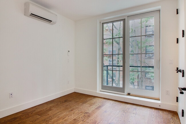 Building Photo - 159 Winthrop St