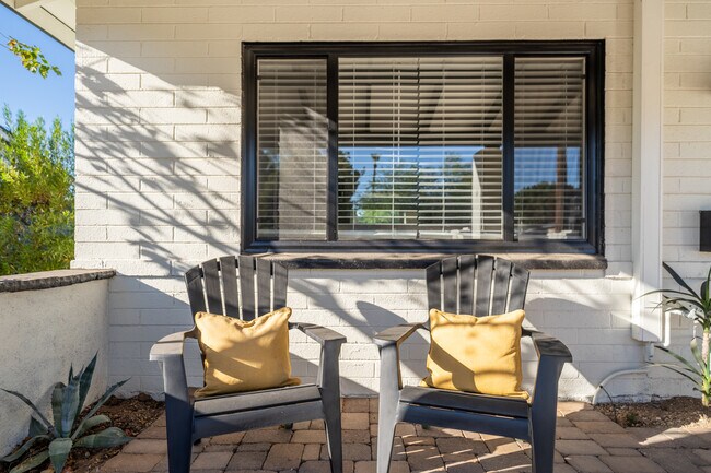 Photo - 2208 E Roma Ave House