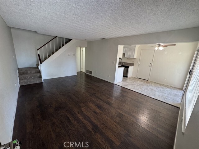 Foto del edificio - 16748 Cedarwood Cir