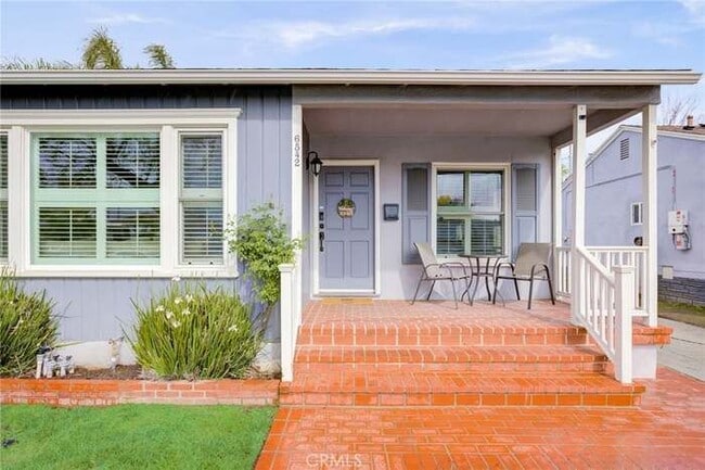 Building Photo - 6542 Balcom Ave