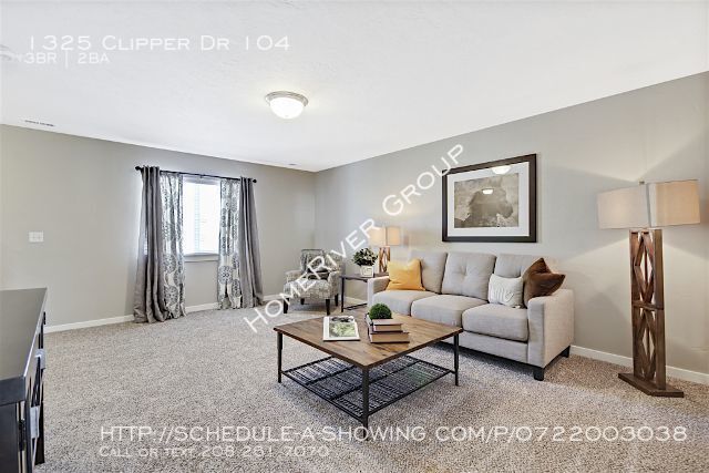 Building Photo - Brand New 3 bed 2 bath townhomes