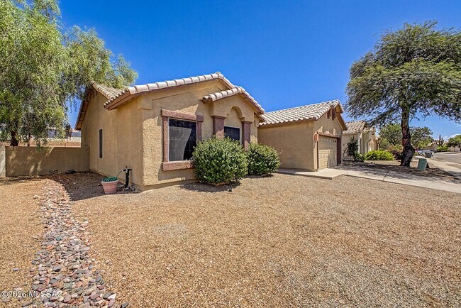 Building Photo - 9951 E Paseo San Bruno