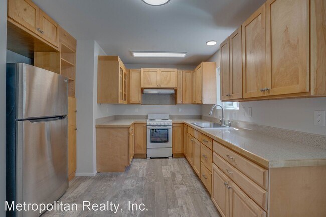 Building Photo - 2 br, 1 bath House - 23509 Edmonds Way Unit B