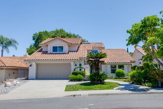 Building Photo - 1233 Columbus Way