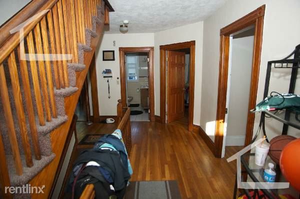 Foto principal - 37 Coolidge Rd