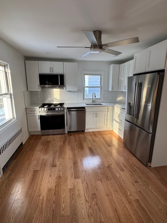 Building Photo - 47 Morgan St