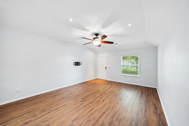 Foto del edificio - 15838 Lost Anchor Way Ln