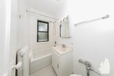 Foto principal - 2238 N Bissell St