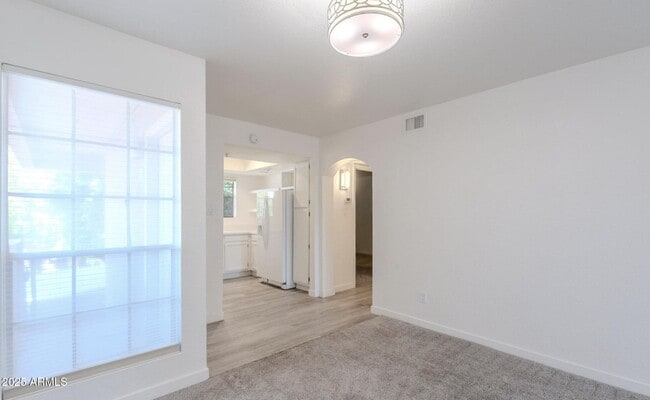Foto del edificio - 5950 N 78th St