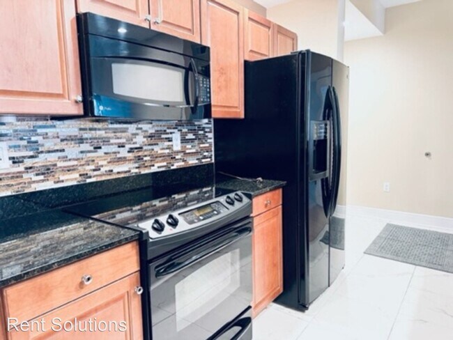 Building Photo - 3 br, 2 bath House - 628 Cleveland St #1204