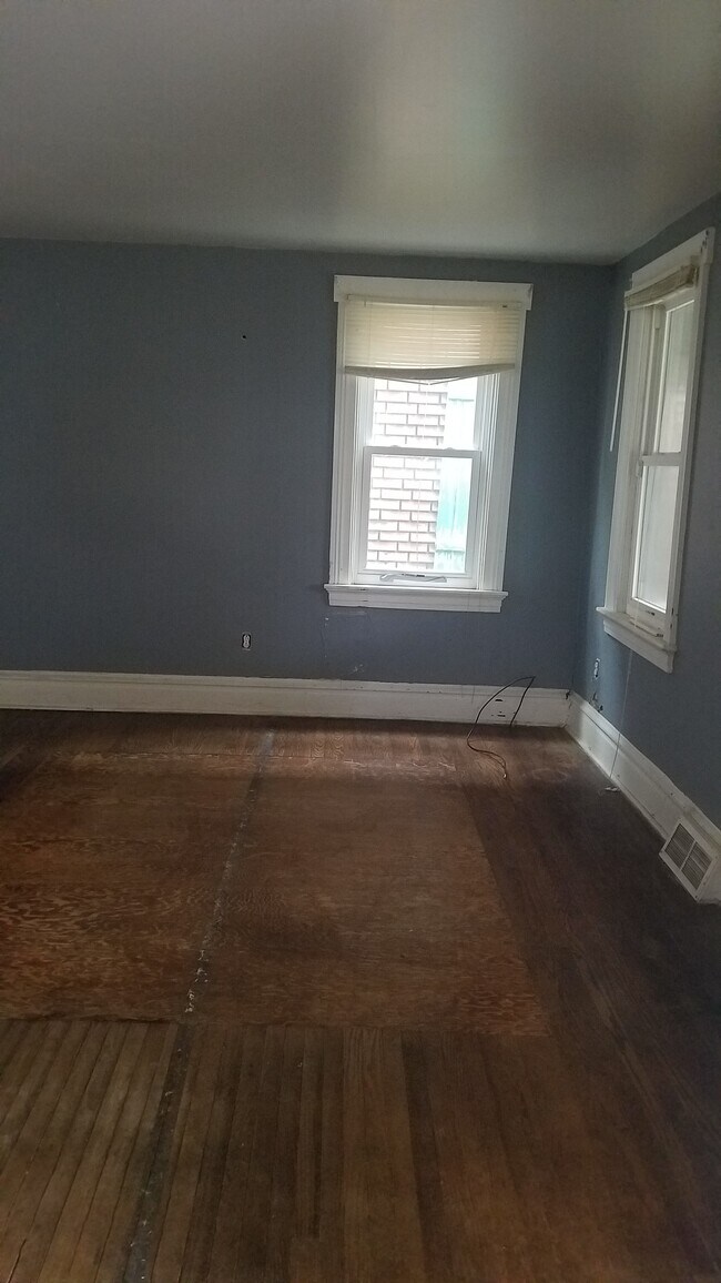 Foto del edificio - 117 N Stewart St