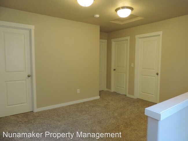 Building Photo - 3 br, 2.5 bath House - 1252 Windsong Dr