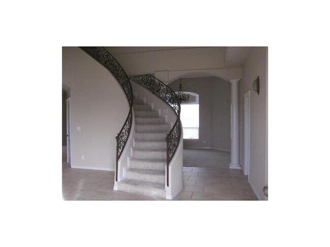 Foto del edificio - 6368 Franklin Crest Drive