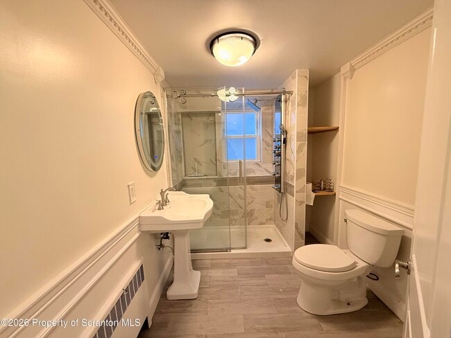 Foto del edificio - 324 Crown Ave