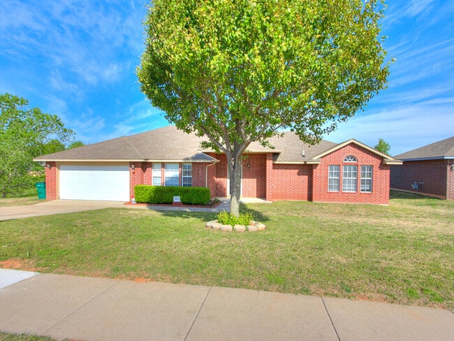 Building Photo - Beautiful Home!