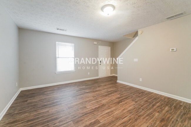 Foto del edificio - 4791 Tuong Yen Ct