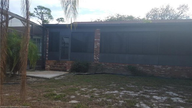 Building Photo - 1828 W Dinner Lake Dr