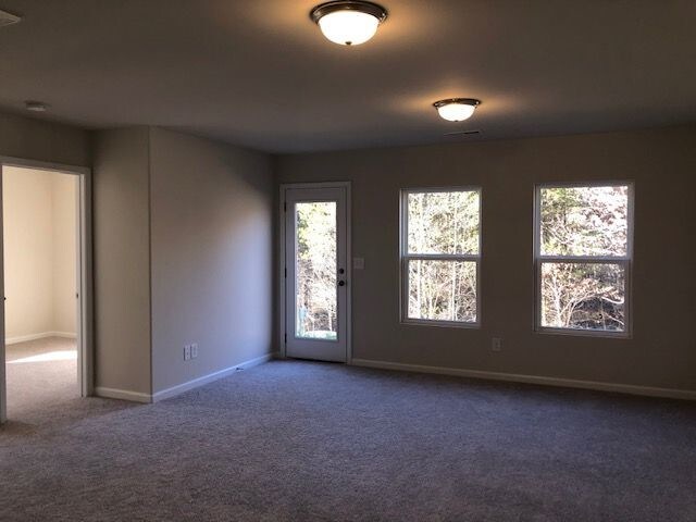 Building Photo - 2130 Pinnacle View