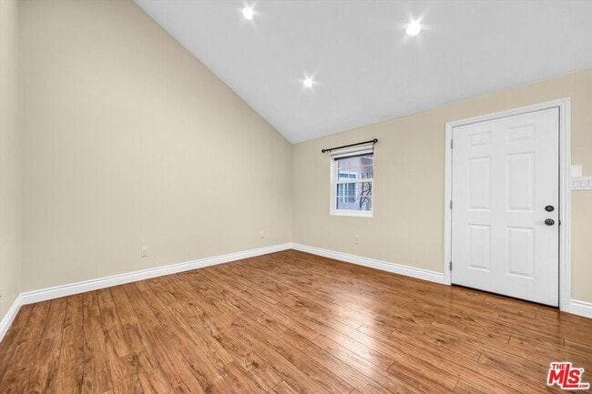 Building Photo - 4020 Brunswick Ave