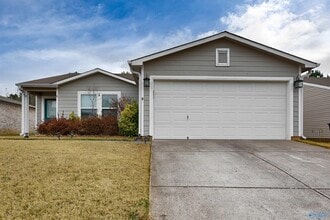 Building Photo - 325 Kenneth Blvd NW