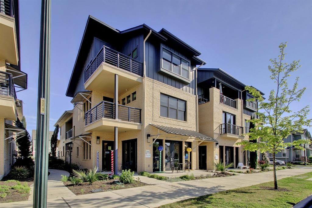 Foto principal - 2104 Robert Browning St