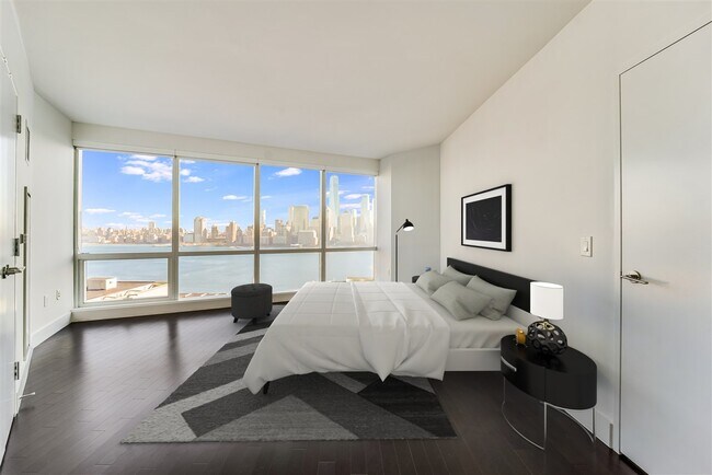 Foto del edificio - 77 Hudson St