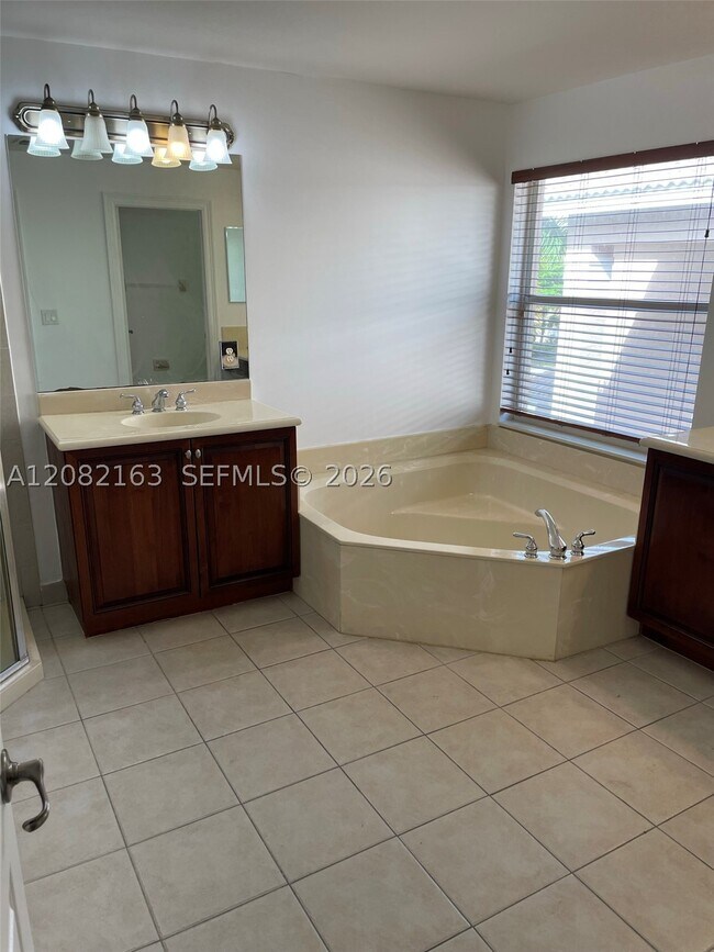 Foto del edificio - 17404 SW 47th Ct