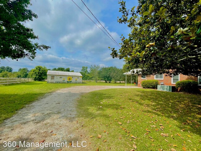 Building Photo - 3 br, 2 bath House - 5499 Stage Road