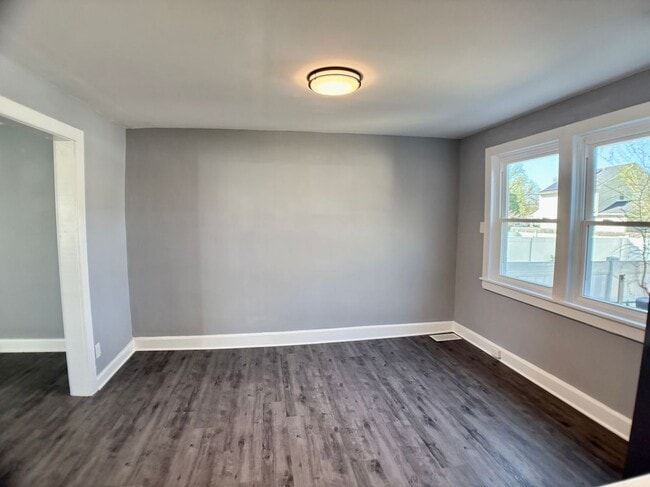 Building Photo - 1107 Cinnaminson Ave