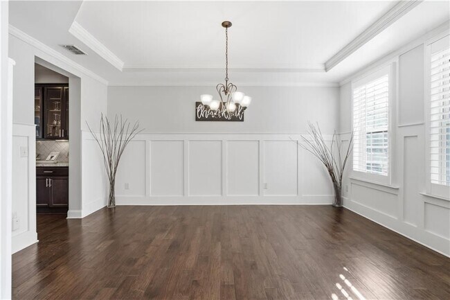 Foto del edificio - 2530 Maple Ridge Ln