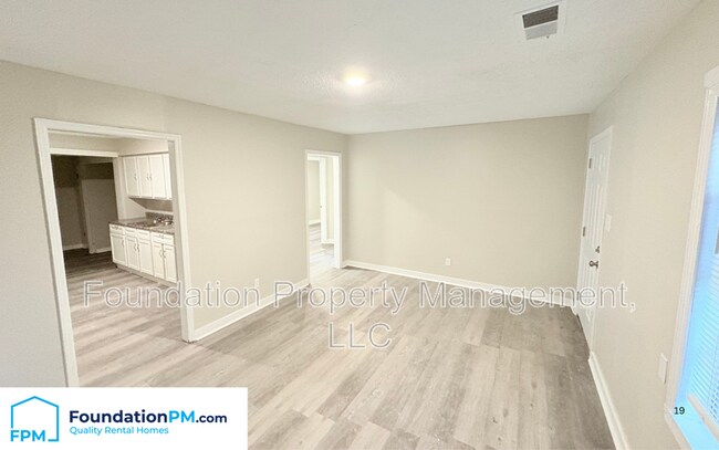 Foto del edificio - 4064 Reed Ave