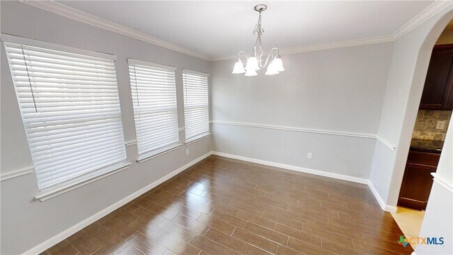 Foto del edificio - 506 W Vega Ln