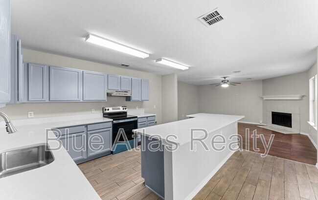 Foto del edificio - 1817 Cedarbriar Dr