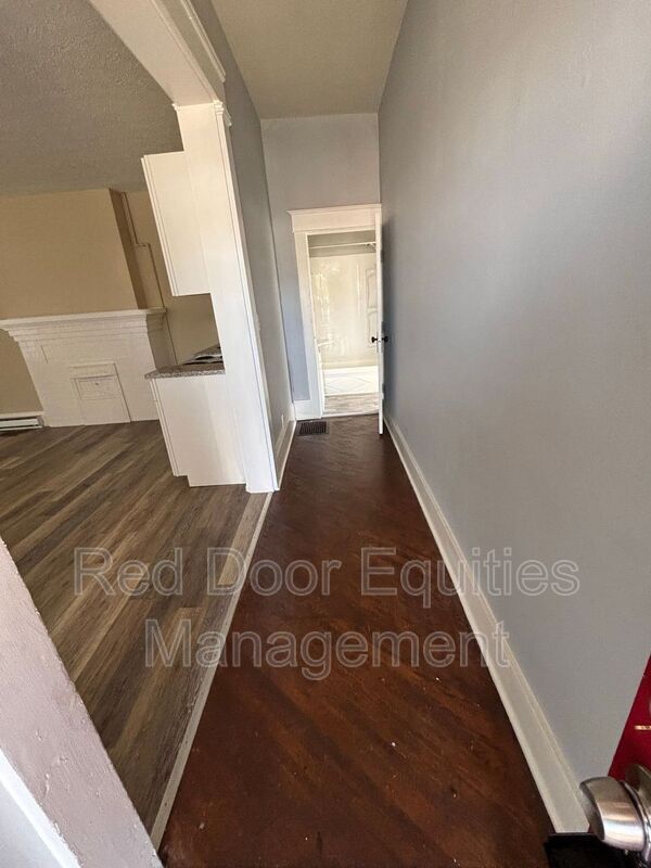 Foto del edificio - 508 N Columbus St