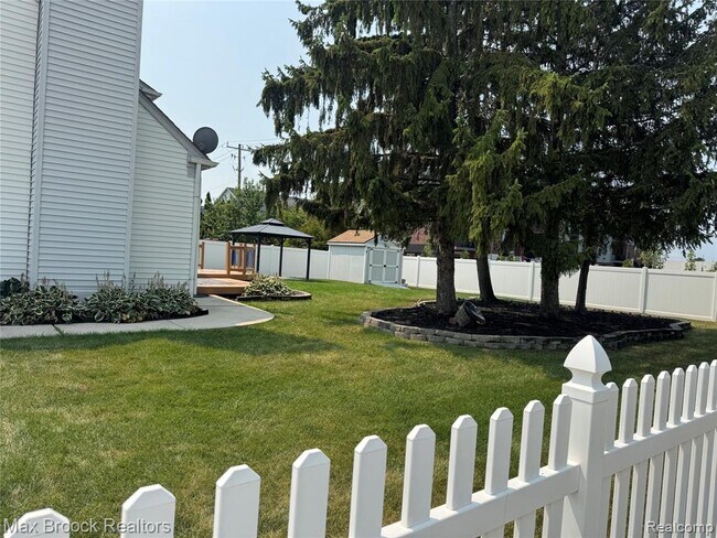 Foto del edificio - 35865 Ashford Dr