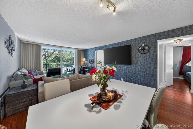 Foto del edificio - 1800 N Andrews Ave