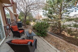 Building Photo - 15201 E Batavia Pl