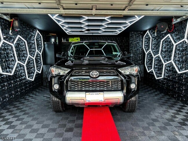 Foto del edificio - 52 Bartholdi Ave