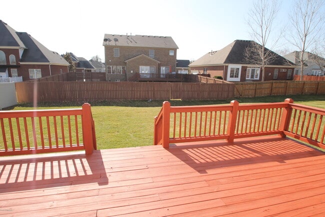 Foto del edificio - 13204 Tucker Lake Dr