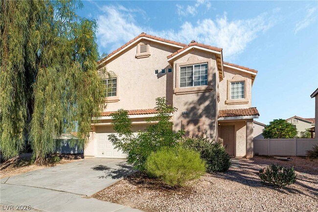 Building Photo - 1010 Cliffbrook Hedge Ave