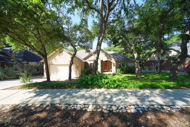 Foto del edificio - Gorgeous Home in the Coveted Greenshire Subdivision - Realtor Commission: $400
