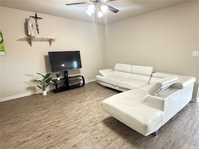 Foto del edificio - 2837 Mesquite Rd