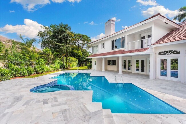 Foto del edificio - 4499 Woodfield Blvd