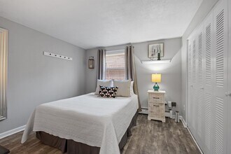 Building Photo - 201 Cocheco Ct