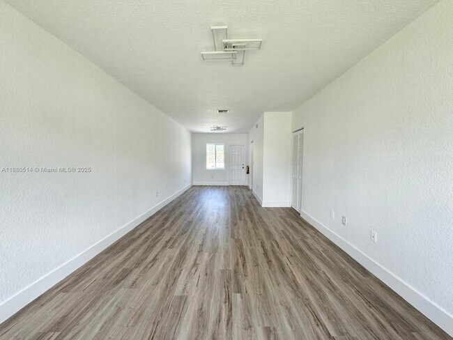 Building Photo - 459 NW 84th St