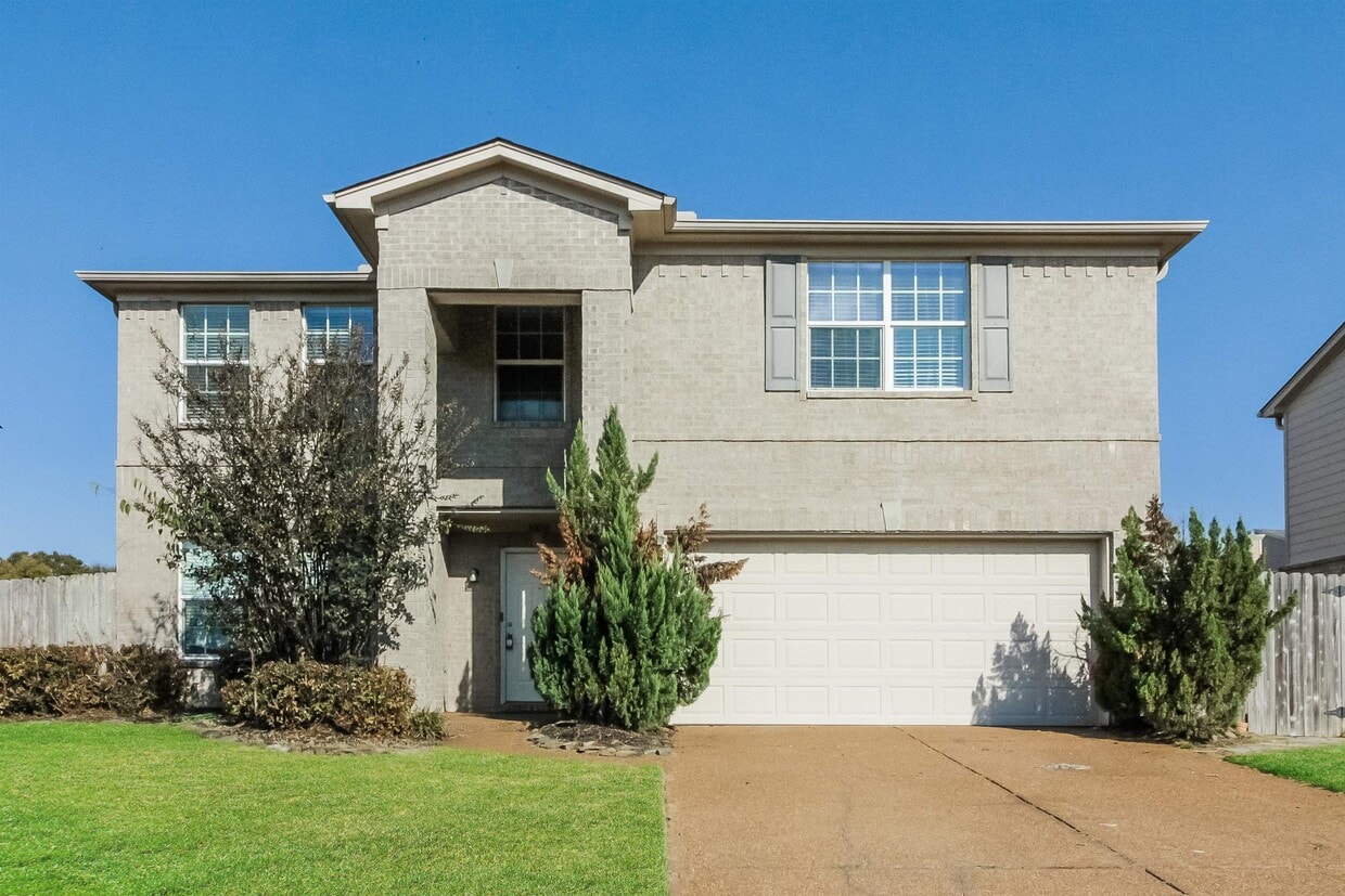 Primary Photo - 10056 Chariden Dr