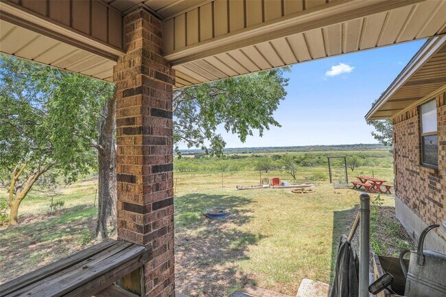 Foto del edificio - 4774 N Bonnie Brae St