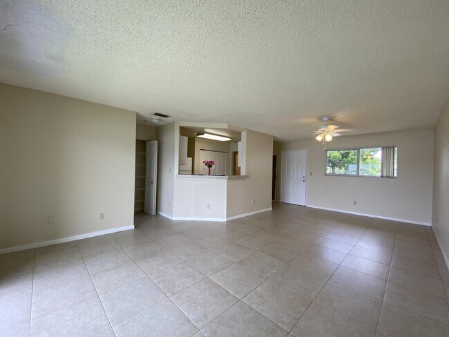 Foto del edificio - 3425 NW 44th St