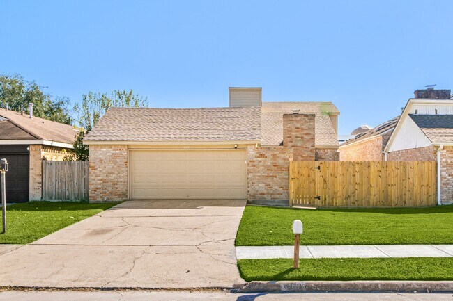 Foto del edificio - 12805 Westpark Dr