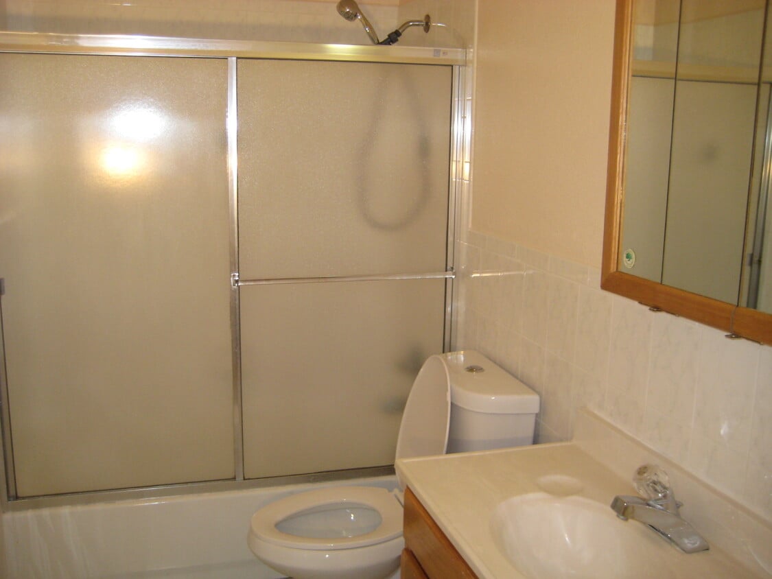 Bathroom - 1486 29th Ave